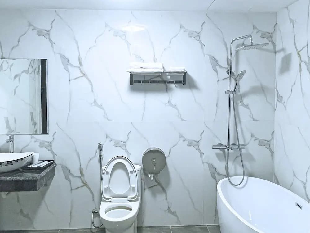 Queen Hotel - Mo Lao - photo 8