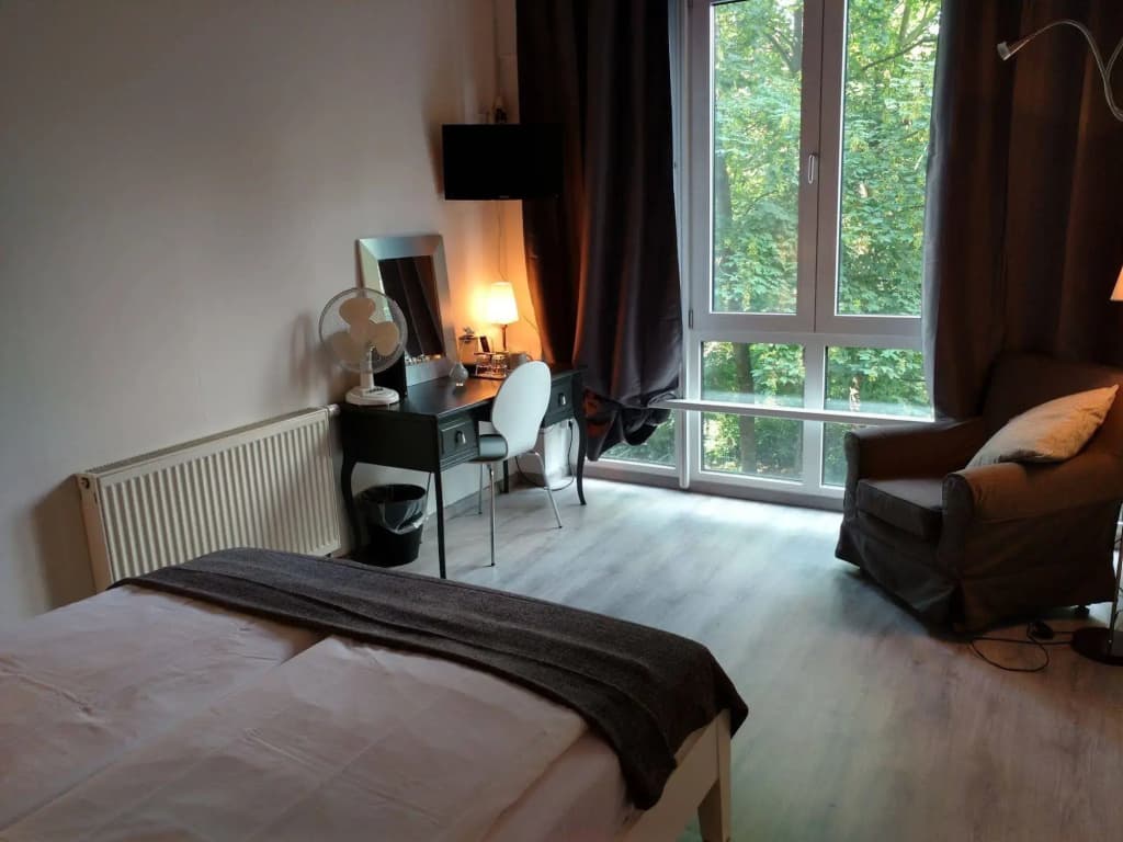 Midi Inn Parkhotel Mitte - photo 5