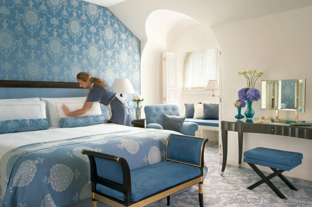 Four Seasons Prague Hotel  - photo 20