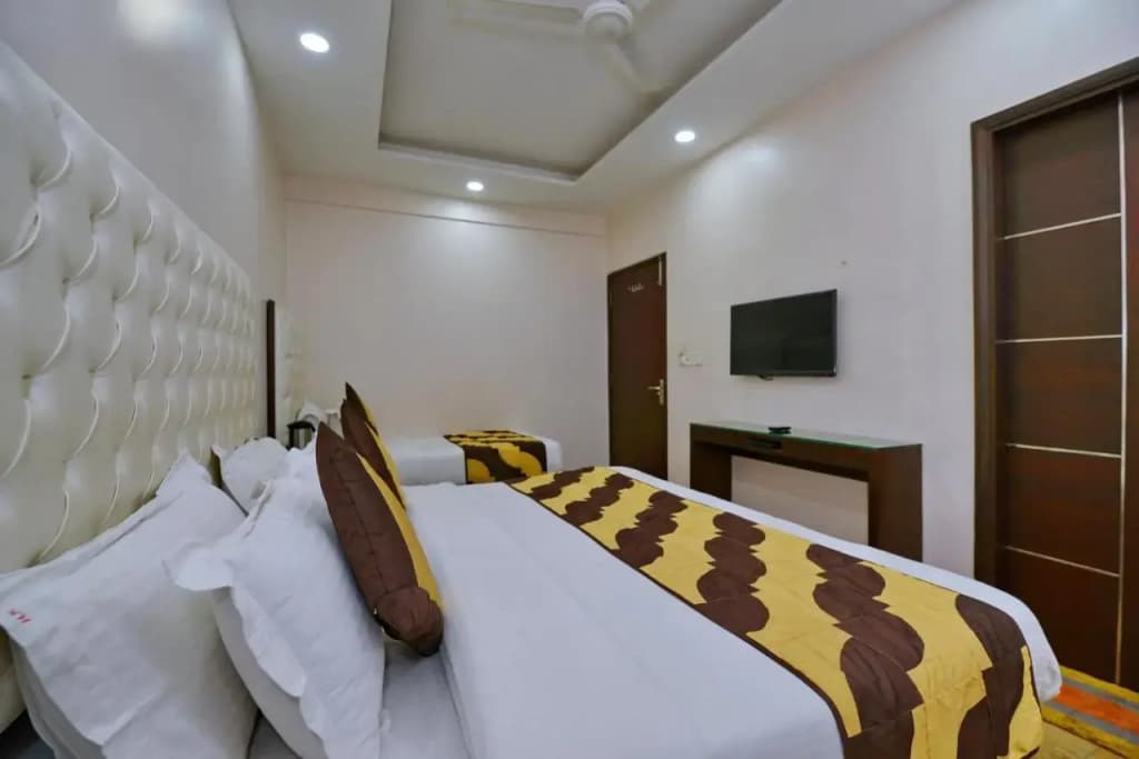 Hotel Lav-Kush - photo 18