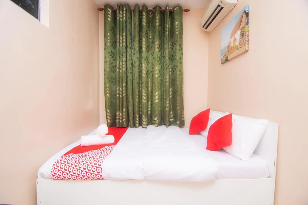 Hotel O Hajah Rohayah - photo 12