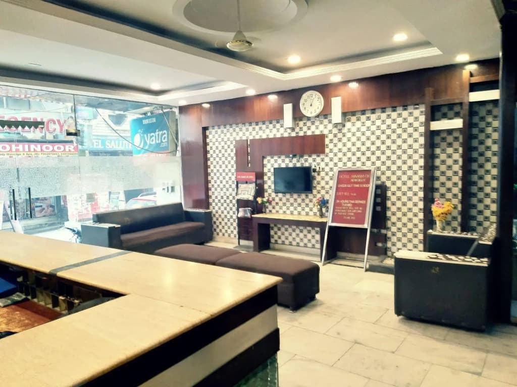 Hotel Maanvi - photo 12