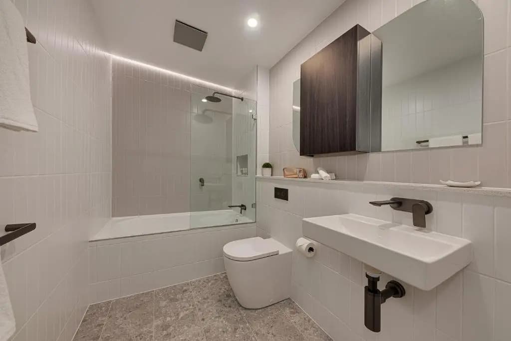 Littomore Suites Kingswood - photo 10