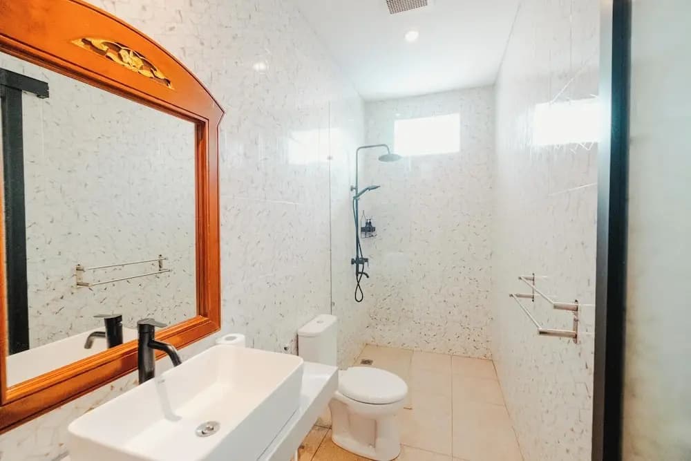 Turtle Shelter Guest House - photo 36