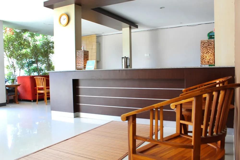 艾里巴厘岛库塔丹帕沙西那库拉帖木儿 6 号酒店(Airy Denpasar Barat Nakula Timur 6 Kuta Bali) - photo 8