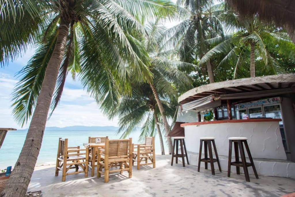 B52 Beach Resort - photo 13