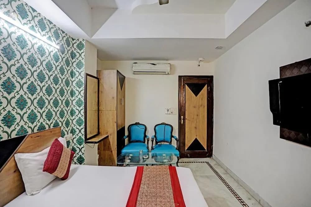 Hotel Grand - photo 3