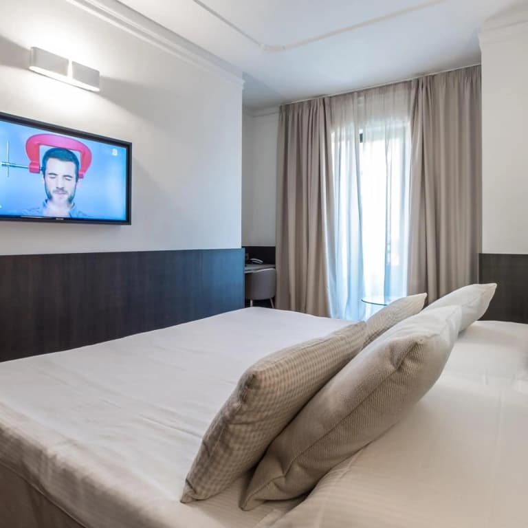 hotel mythos - photo 34