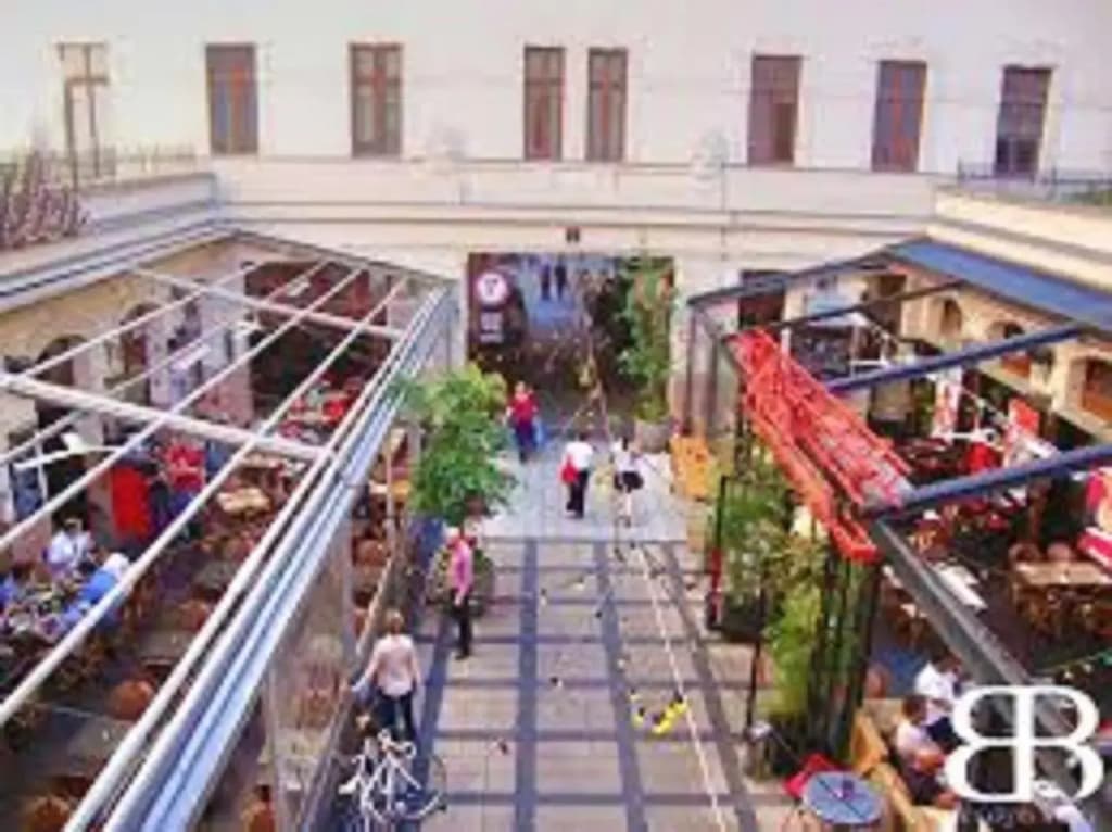 Splendid apartment at Gozsdu Courtyard - photo 26