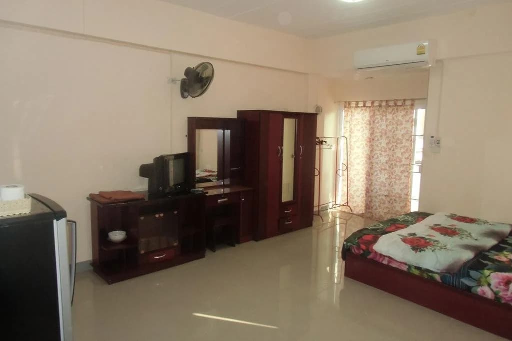 Chanaporn Place - photo 2