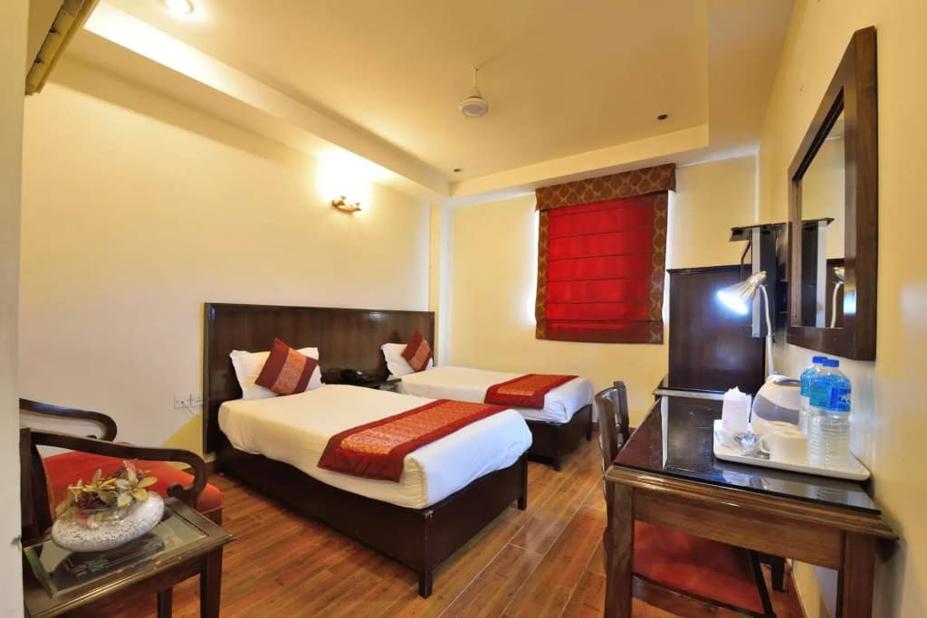 Hotel Clark Heights - photo 5
