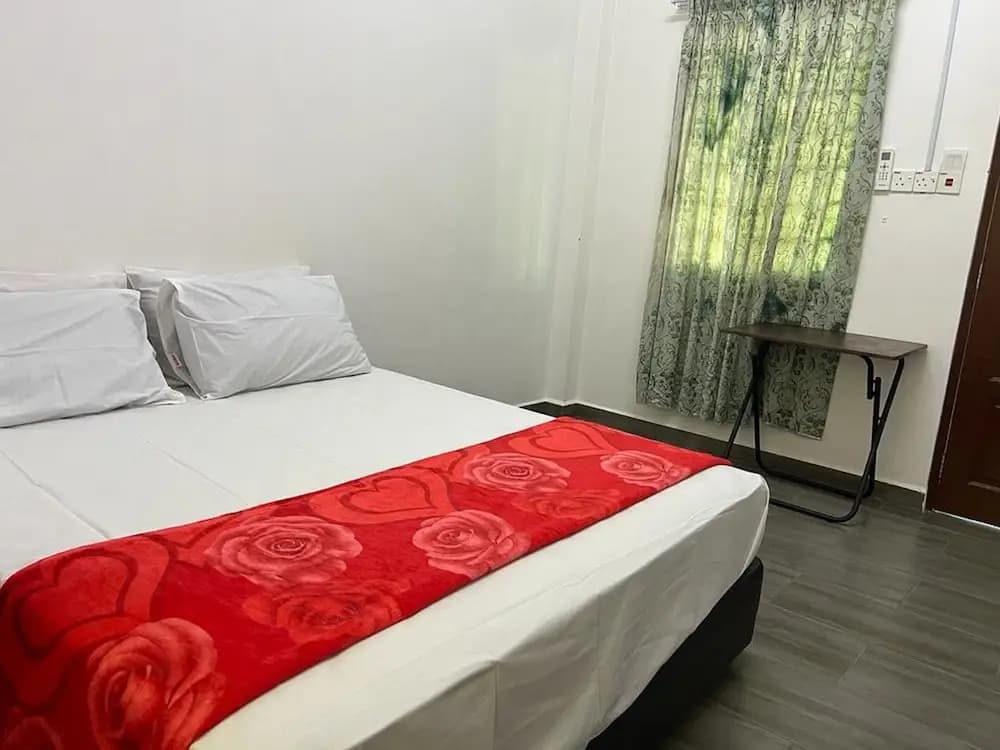 OYO 90786 Motel Merak - photo 18