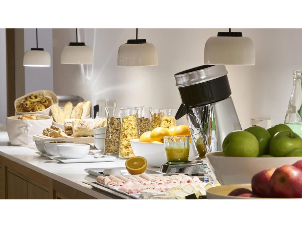 9Hotel Republique Hotel - photo 41