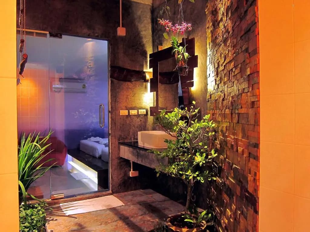 Forest Bungalows & Mama's Restaurant - photo 10