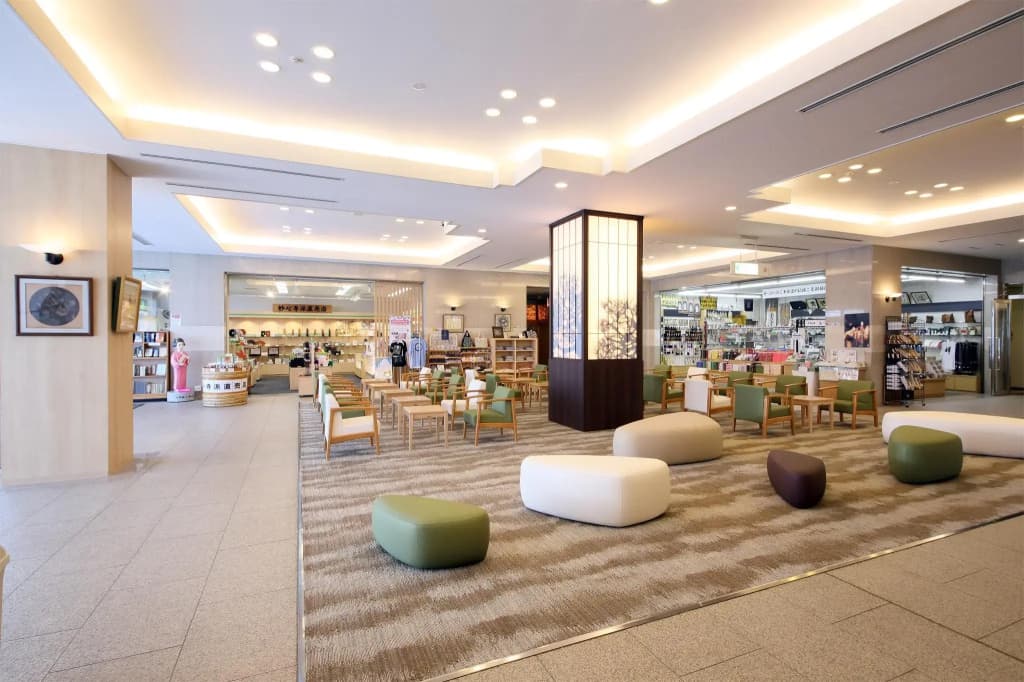 Hanazono Kaikan - photo 12