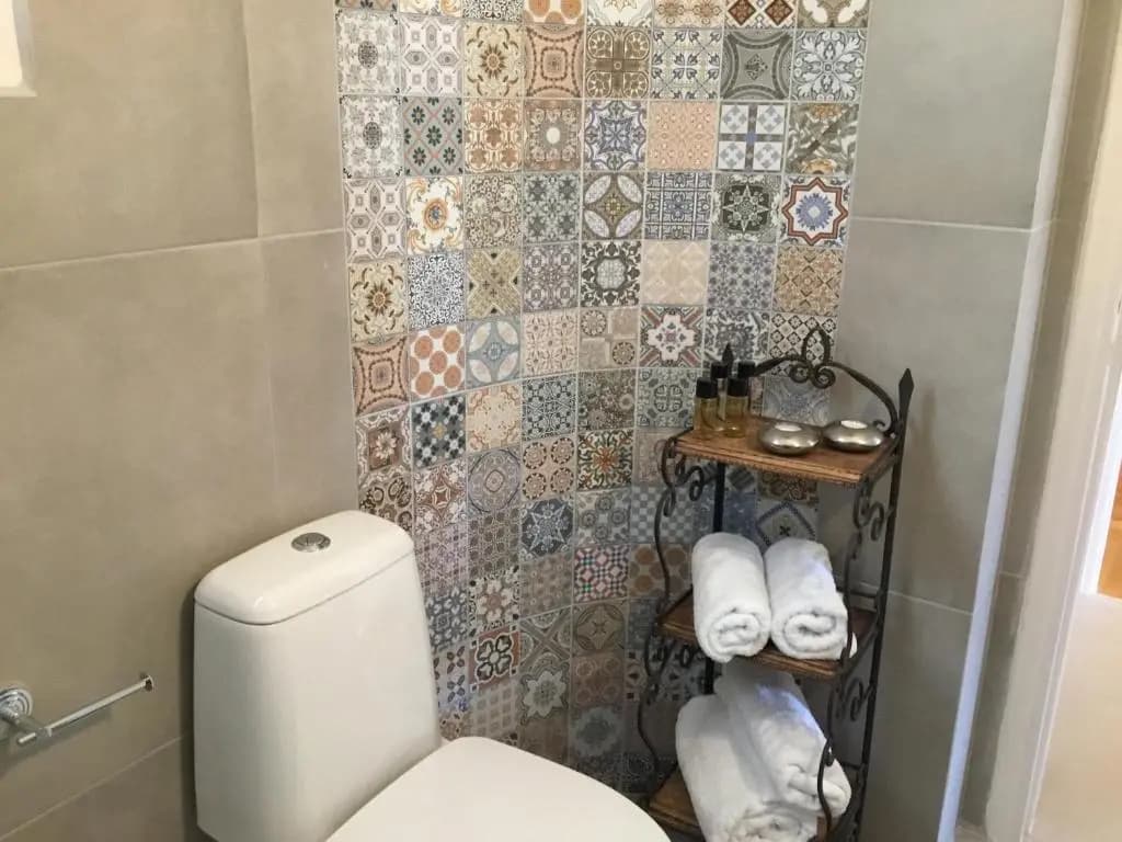 Athens-Plaka, Peter’s beautiful apartment in Temple of Zeus - photo 8