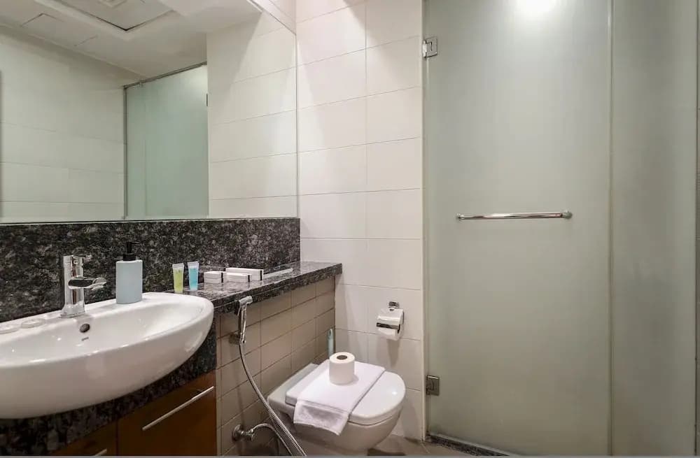 Elite LUX Holiday Homes - Modern Comfort Studio in Business Bay Dubai - photo 9