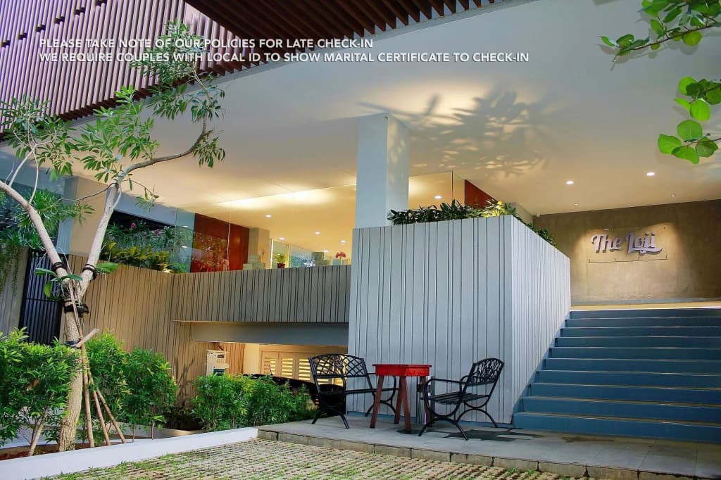 ZEN Rooms Patra Kuningan Syariah - photo 15
