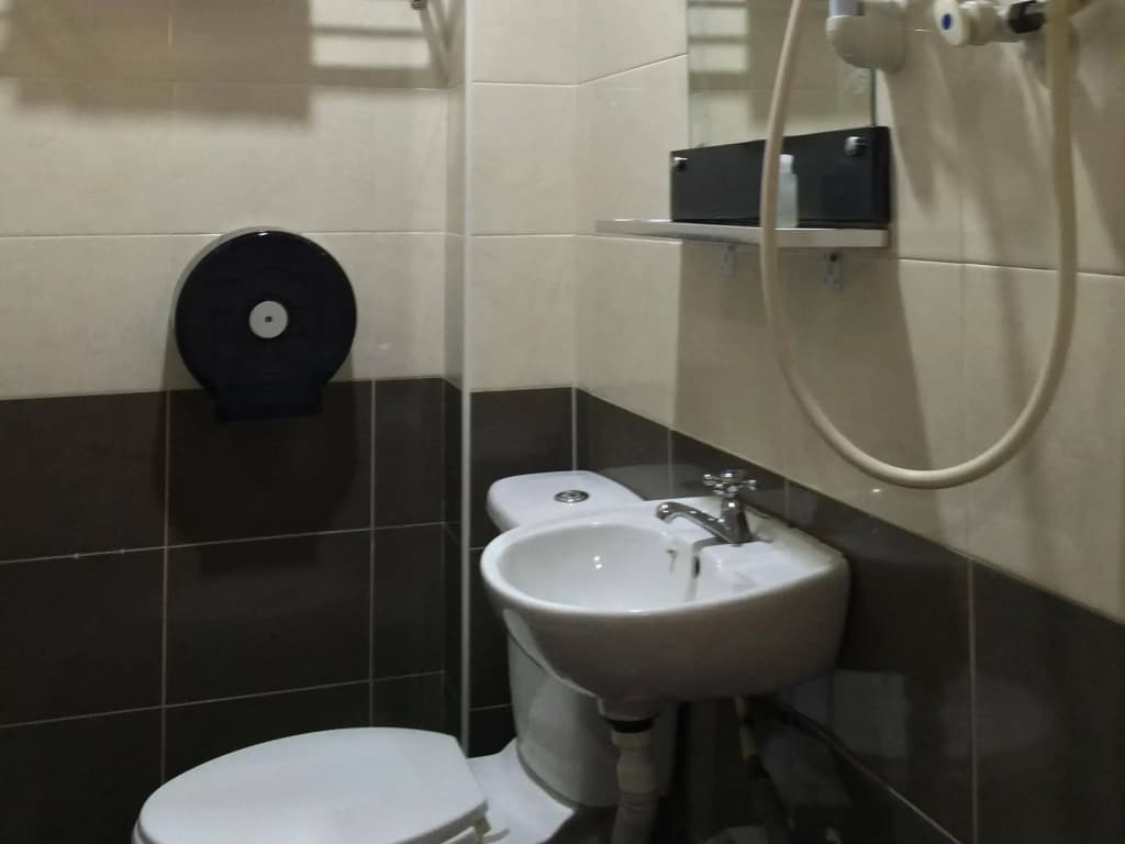 CK Hotel - photo 7