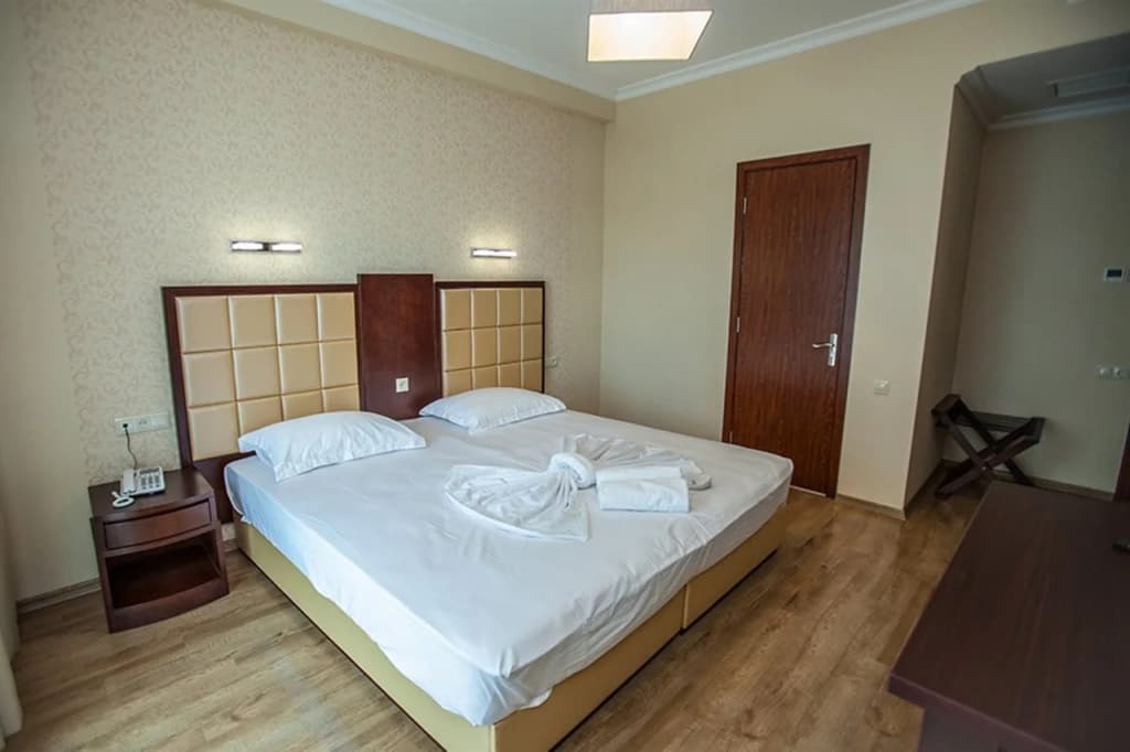Gtm Plaza Hotel - photo 3