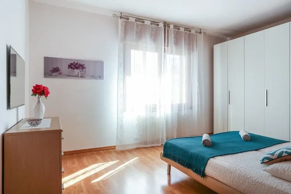 Gaia's House - photo 3