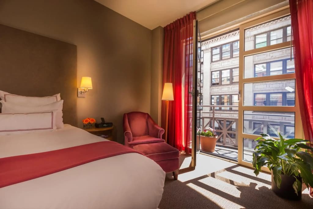 Hotel Giraffe by Library Hotel Collection - photo 32