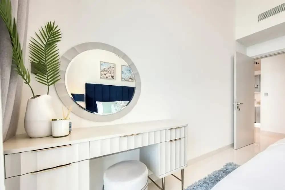Luxury Beach Front Apartment - photo 7