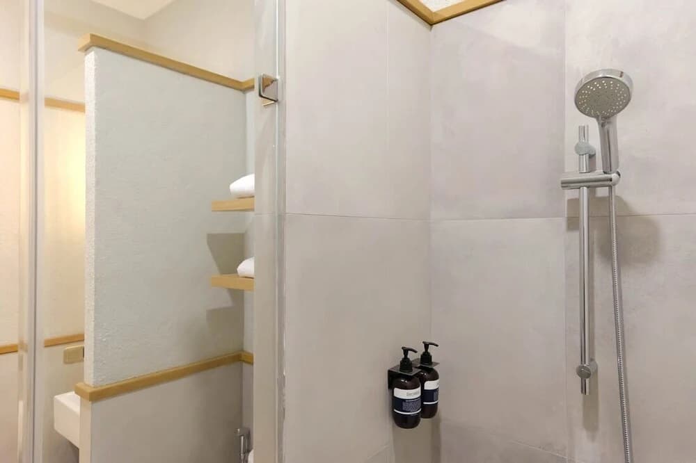 UROOMS Senopati - photo 8