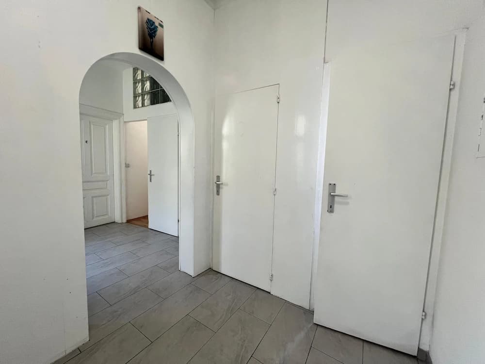 Welcoming 4BR shared Apt.-best location - photo 28