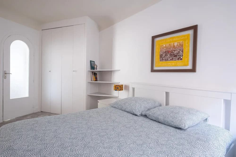 Classical-parisian Apartment on Canal Saint Martin - main photo