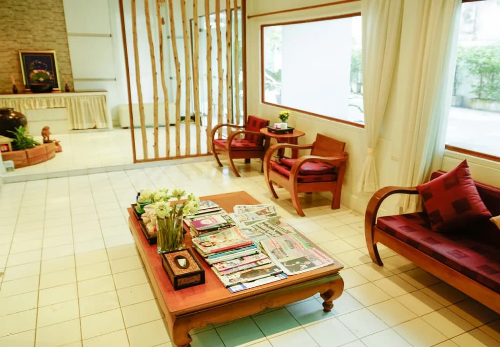 Saphan Krungthep Hostel & Spa - photo 9