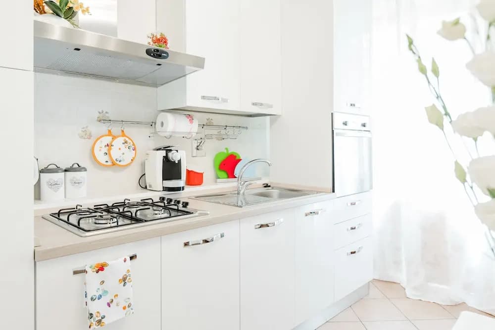 Florence Liona Apartments - photo 16