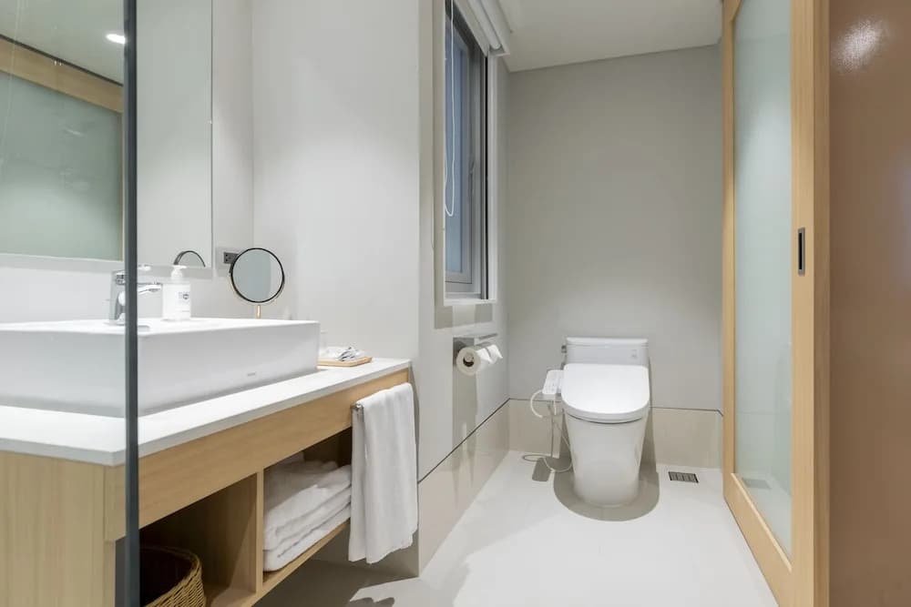 Nishitetsu Hotel Croom Bangkok Silom - photo 8