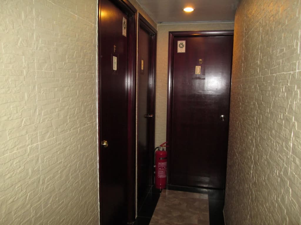 Crystal Hostel - photo 10