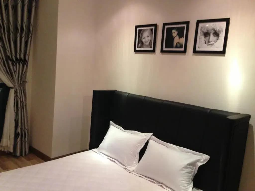 Honeymoon Hotel - photo 8