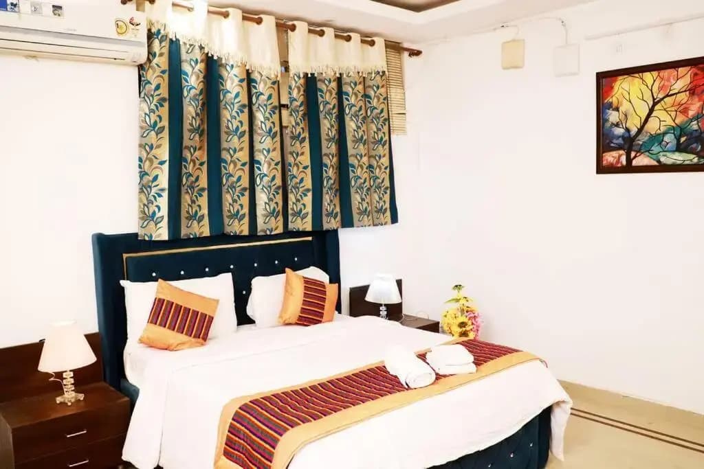 3Bhk Fortune HomeD-198 Saket Near Max Hospital,PVR - photo 2