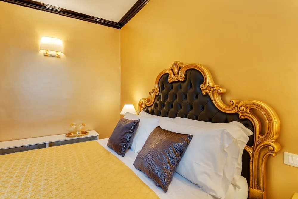 Trevi Fountain Luxury Home - photo 4