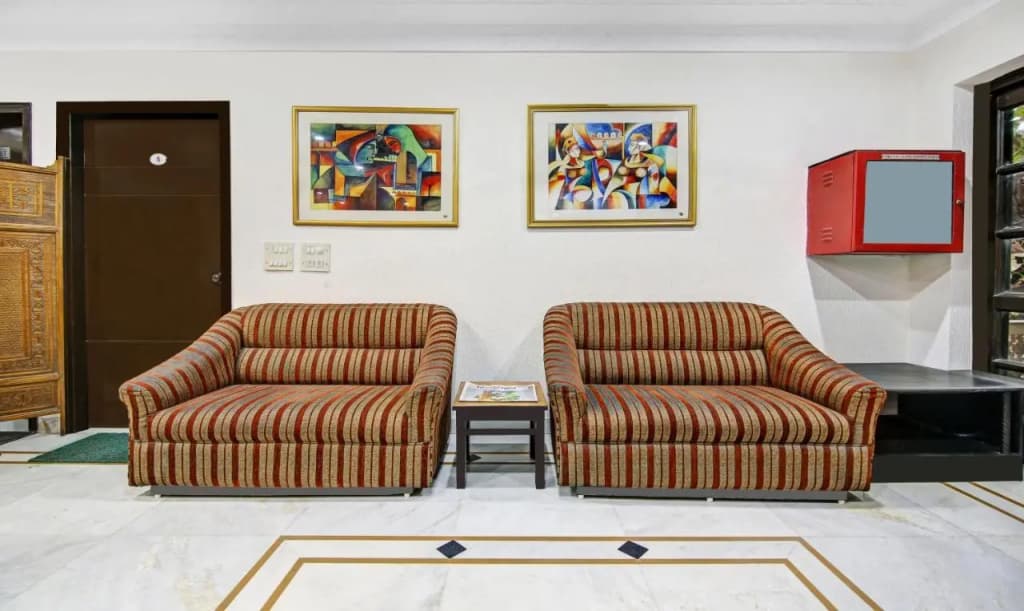 Itsy Hotels Arien International - photo 7