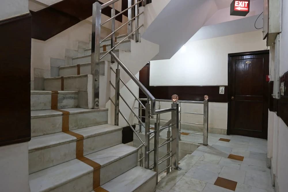 OYO 6886 Hotel Gold Palace - photo 12