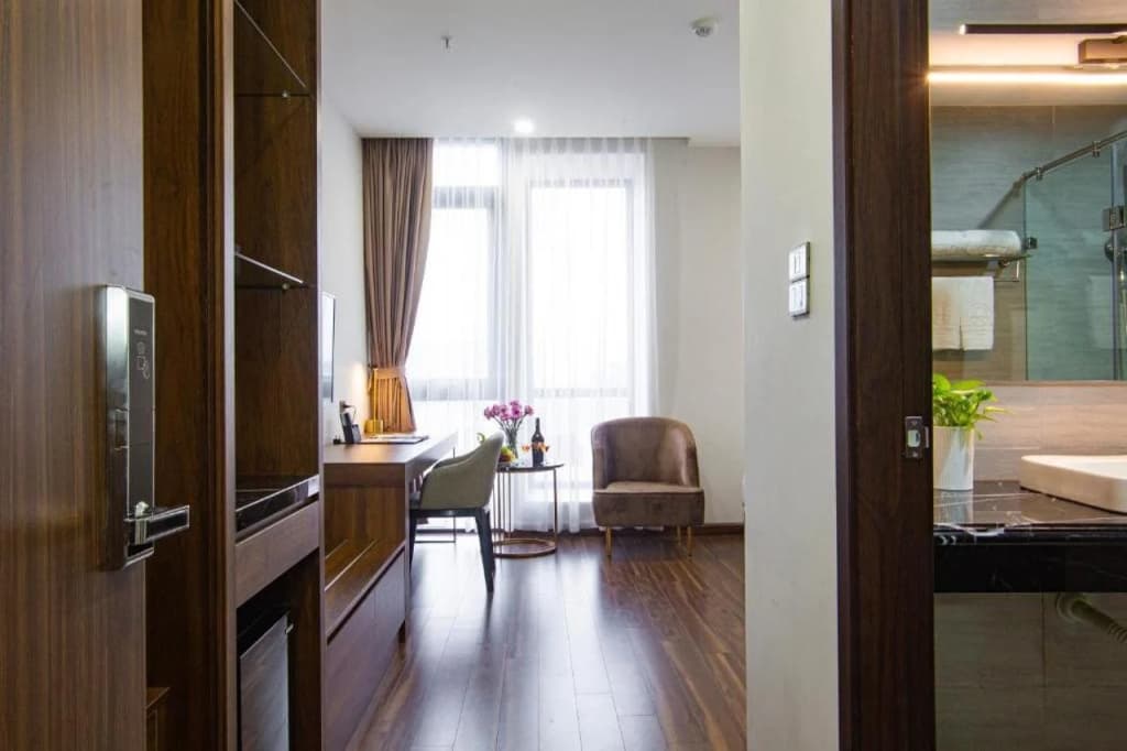 Western Skyline Hotel - photo 6