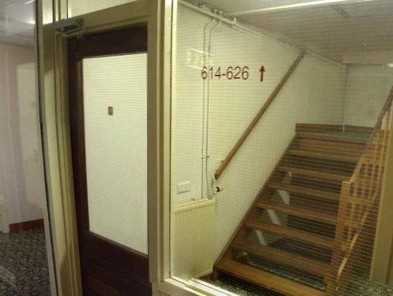 Hostel Bargain Toko - photo 12