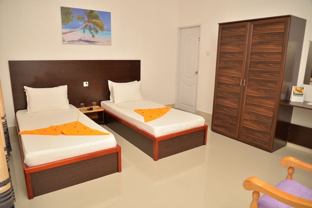 Moodhumaa Inn - photo 5