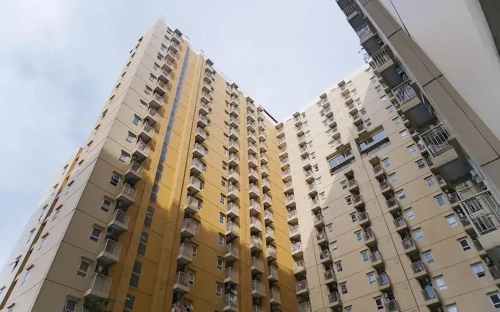 Basic 2Br Apartment At Green Palm Residence - photo 1