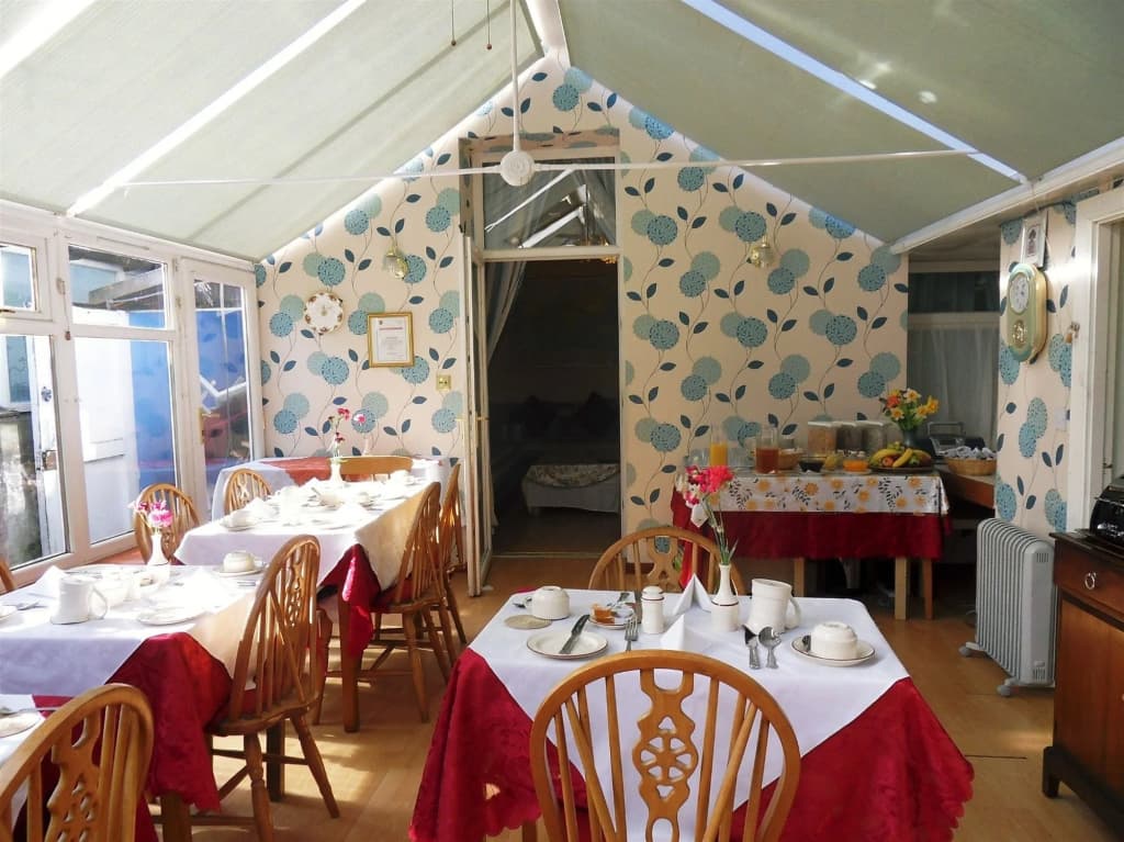 Blossom Guest House - photo 15