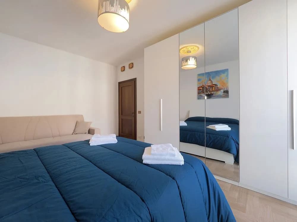 Ivy Apartment - photo 4