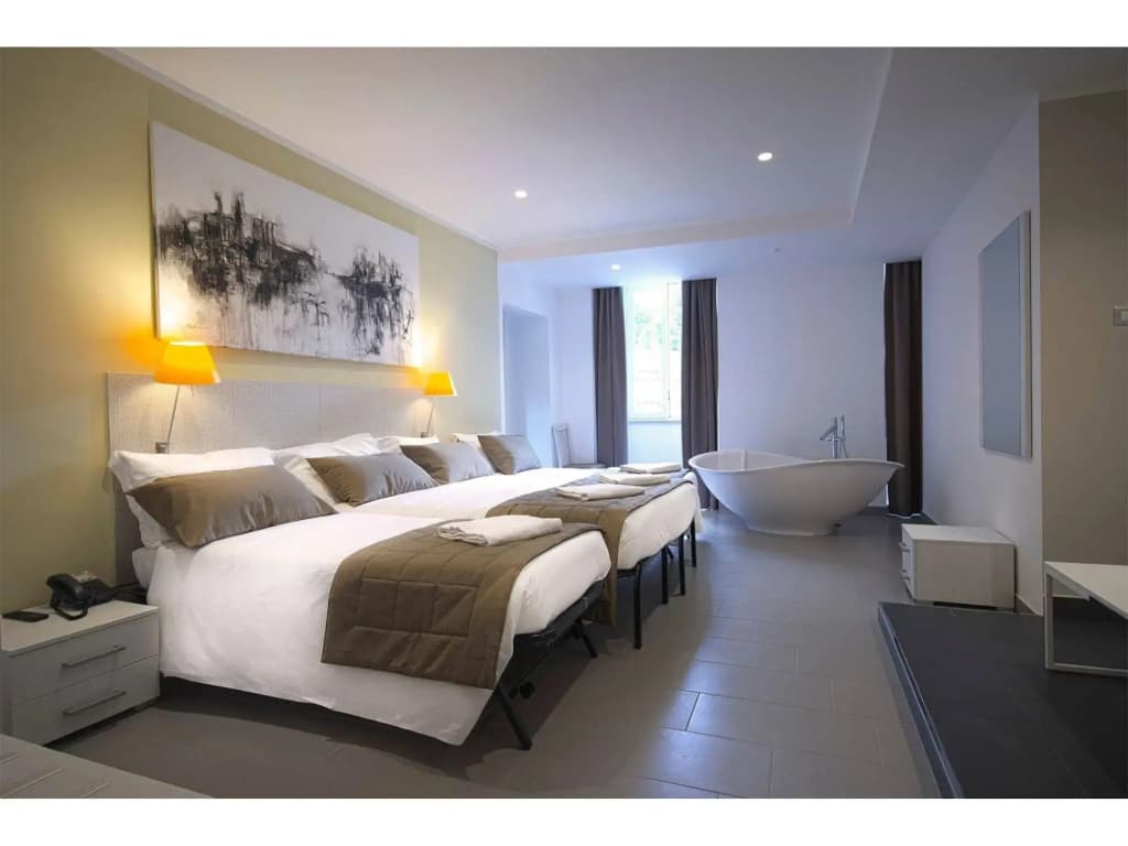 Trevi Palace Hotel - photo 4