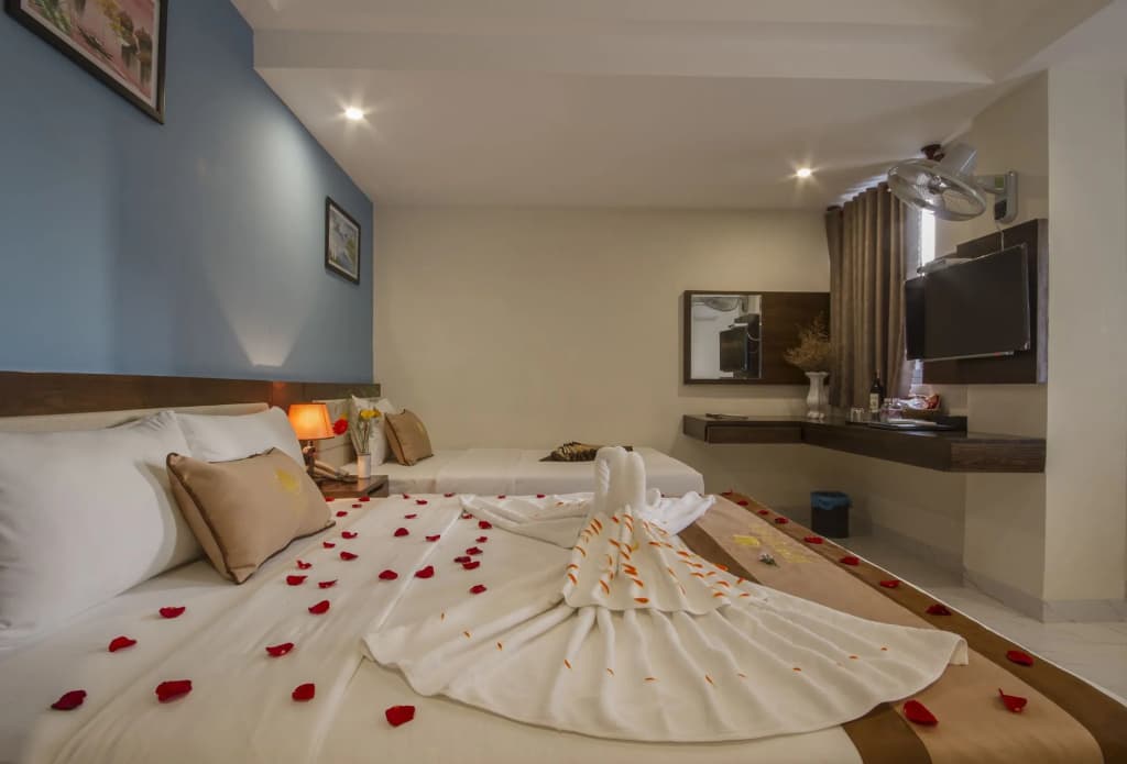 Sapphire Hotel - photo 3