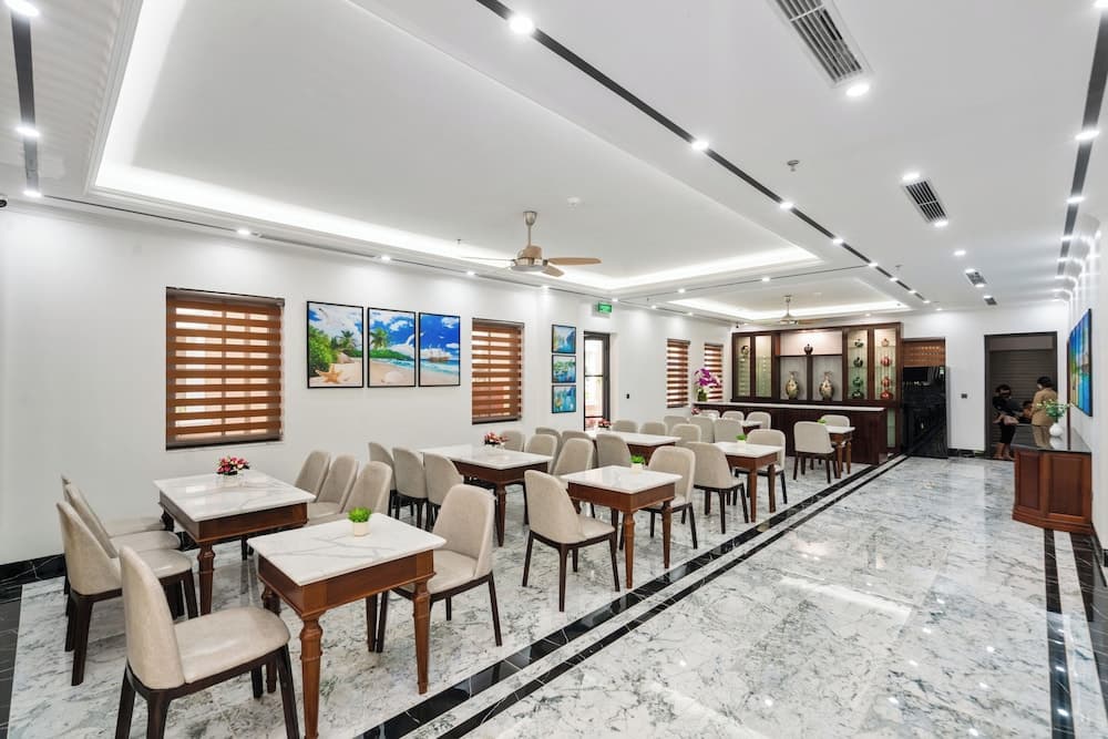The Enchanted Ha Long Hotel - Bai Chay Beach - photo 48