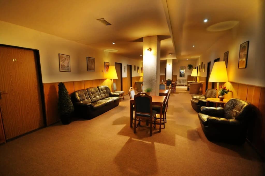 Hotel Bohemians - photo 12