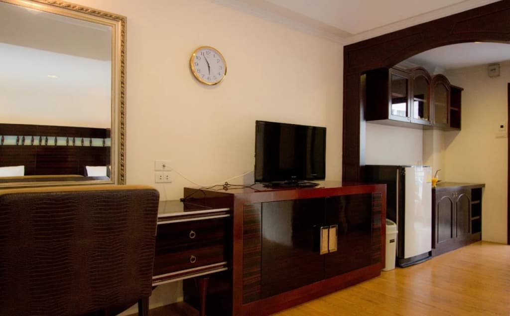 LK Mansion - photo 18